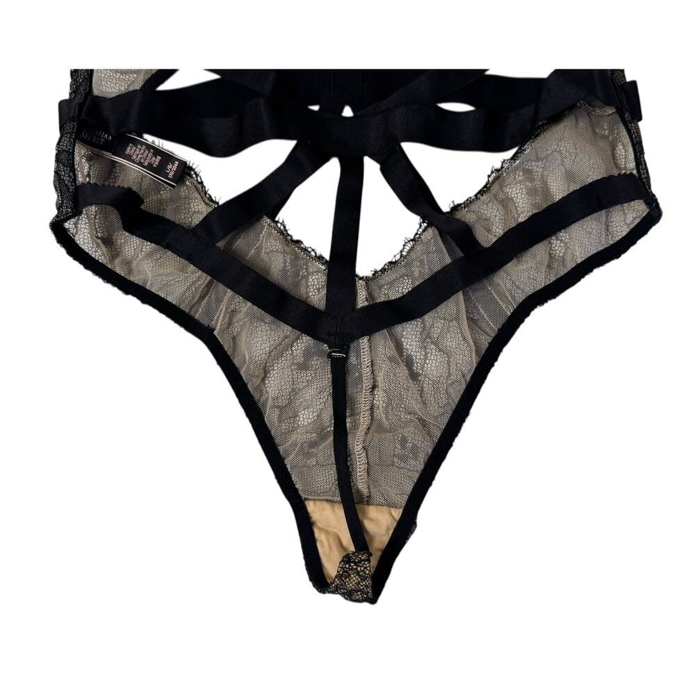 VICTORIA’S SECRET Strappy Bodysuit Chantilly Black Lace Teddy Size Large - Picture 6 of 8